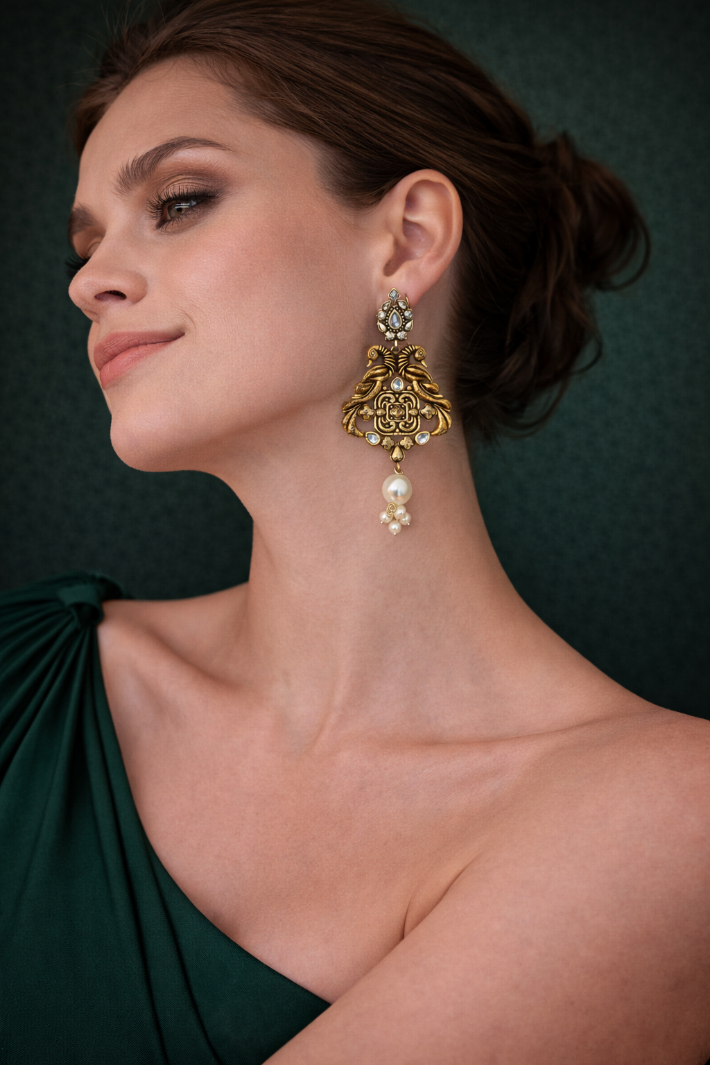 Rajsi Mor Pearl Drop Earrings